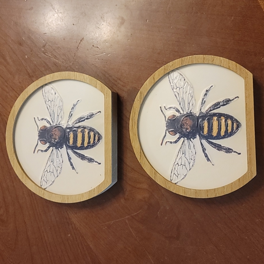 Bee Wood Metal Decorations